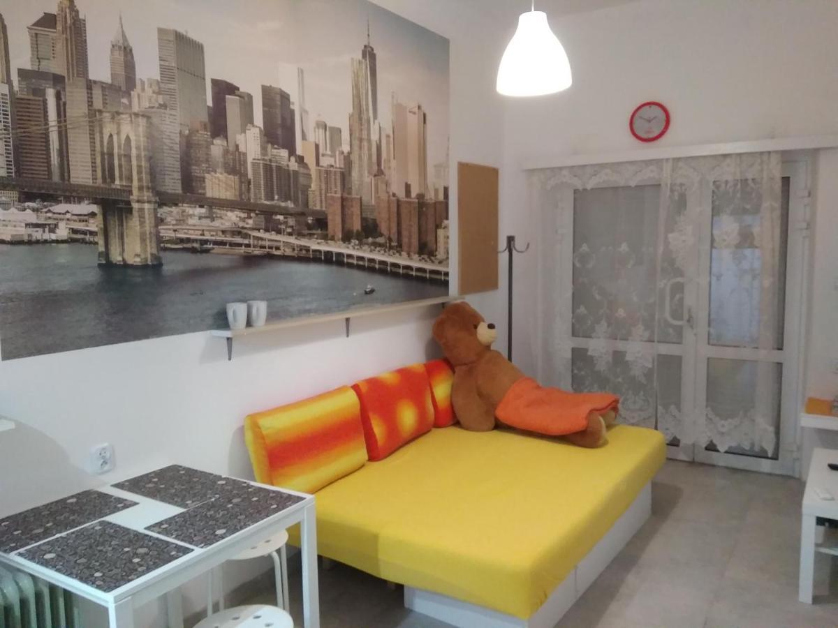 Apartament Przy Parku Noclegi 普沃茨克 外观 照片